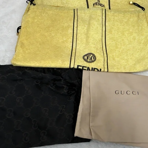 Louis Vuitton Cream and Black Accessory Set - Picture 3 of 6